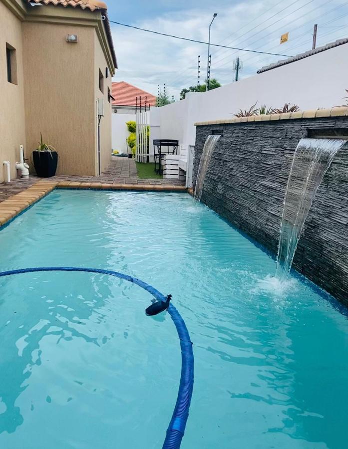 Infinity Bnb Gaborone Exterior photo