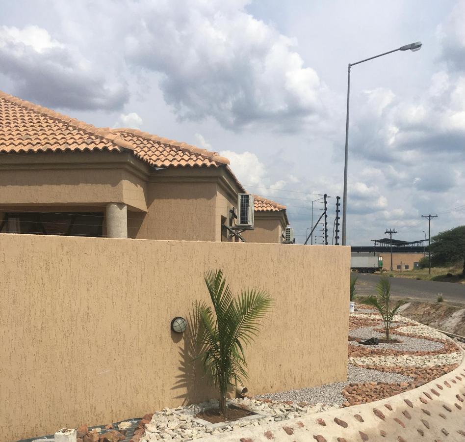 Infinity Bnb Gaborone Exterior photo